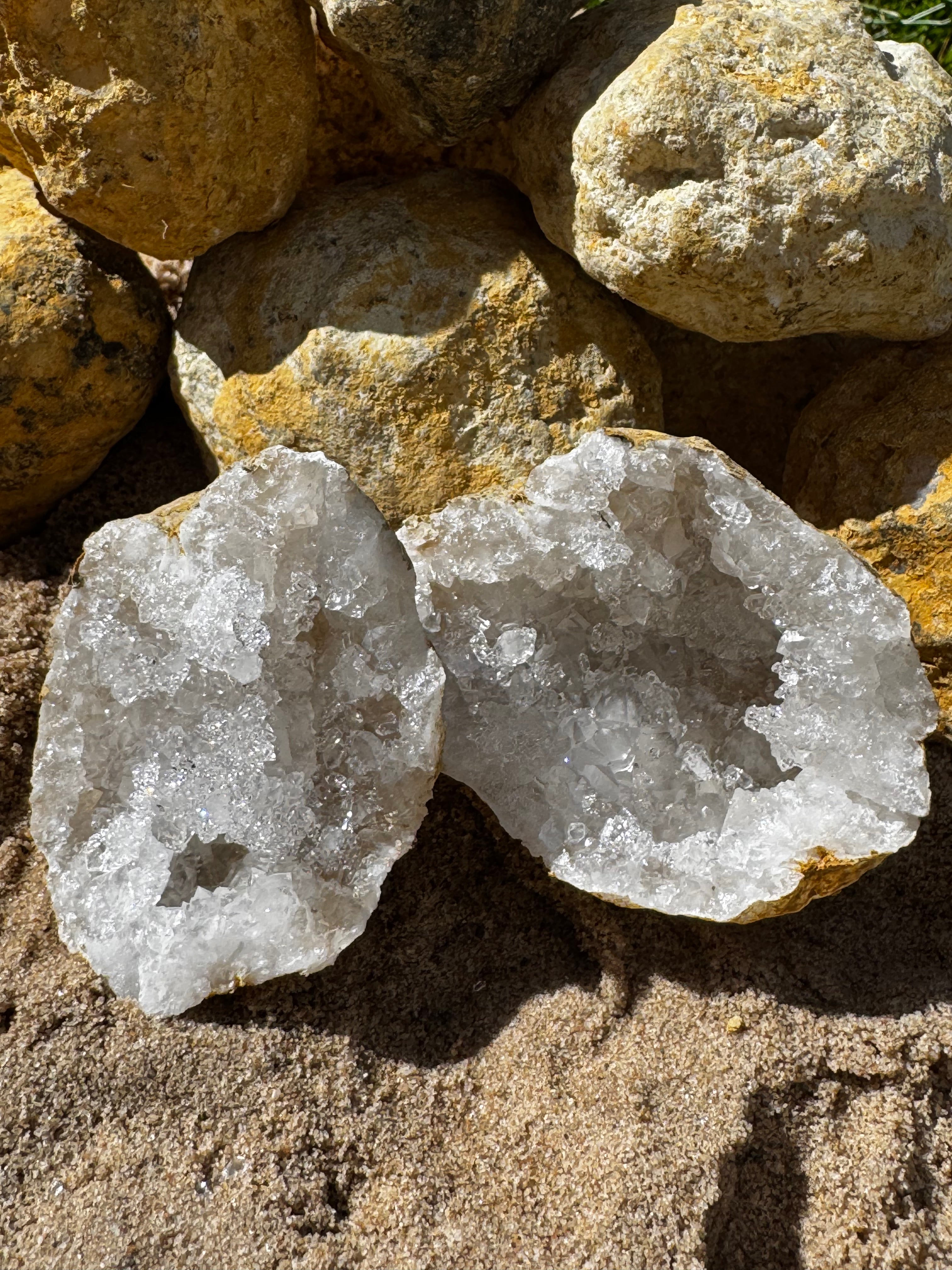 Crack Your own quartz geo ￼