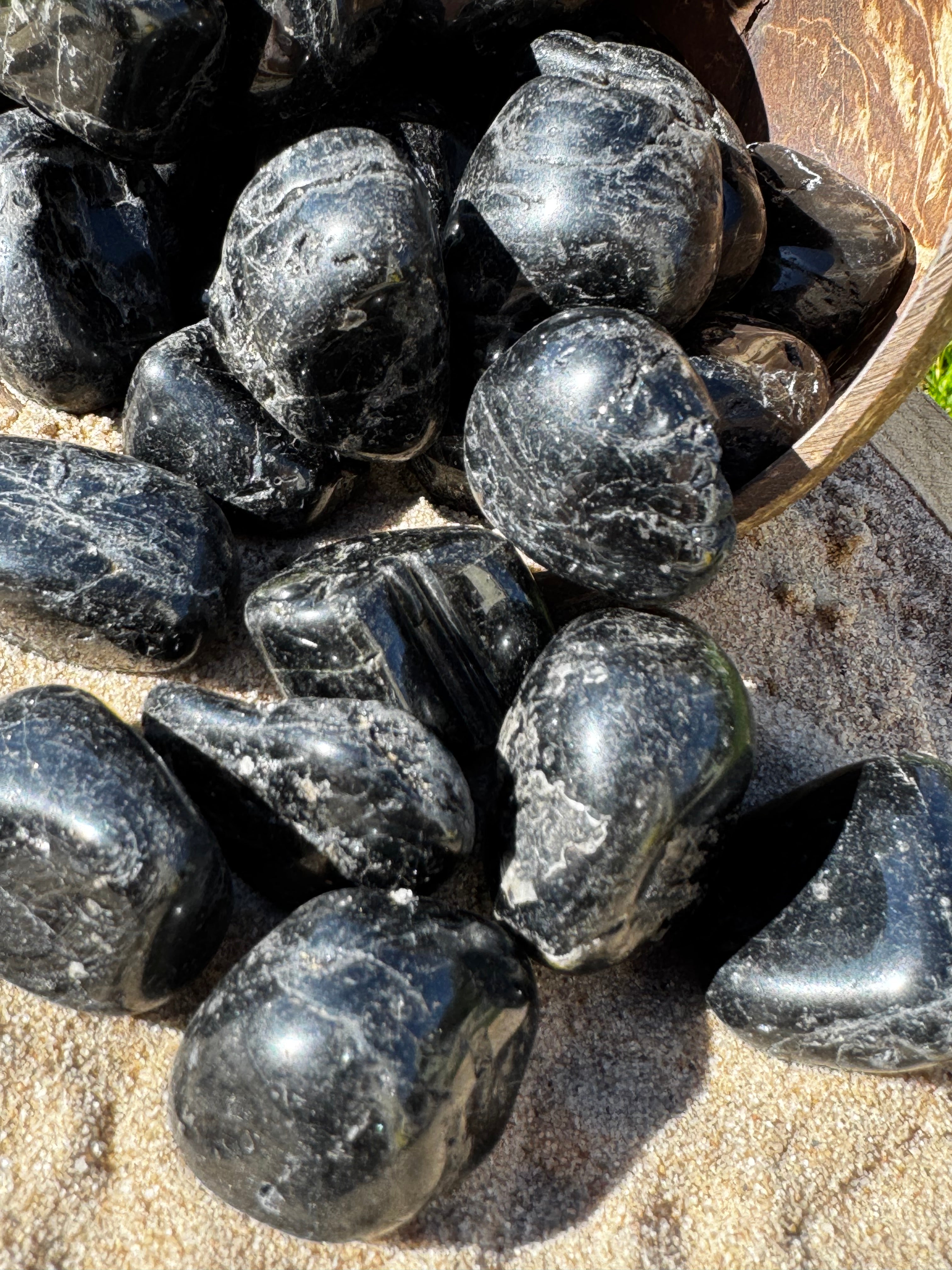 Tourmaline Black Tumblestone