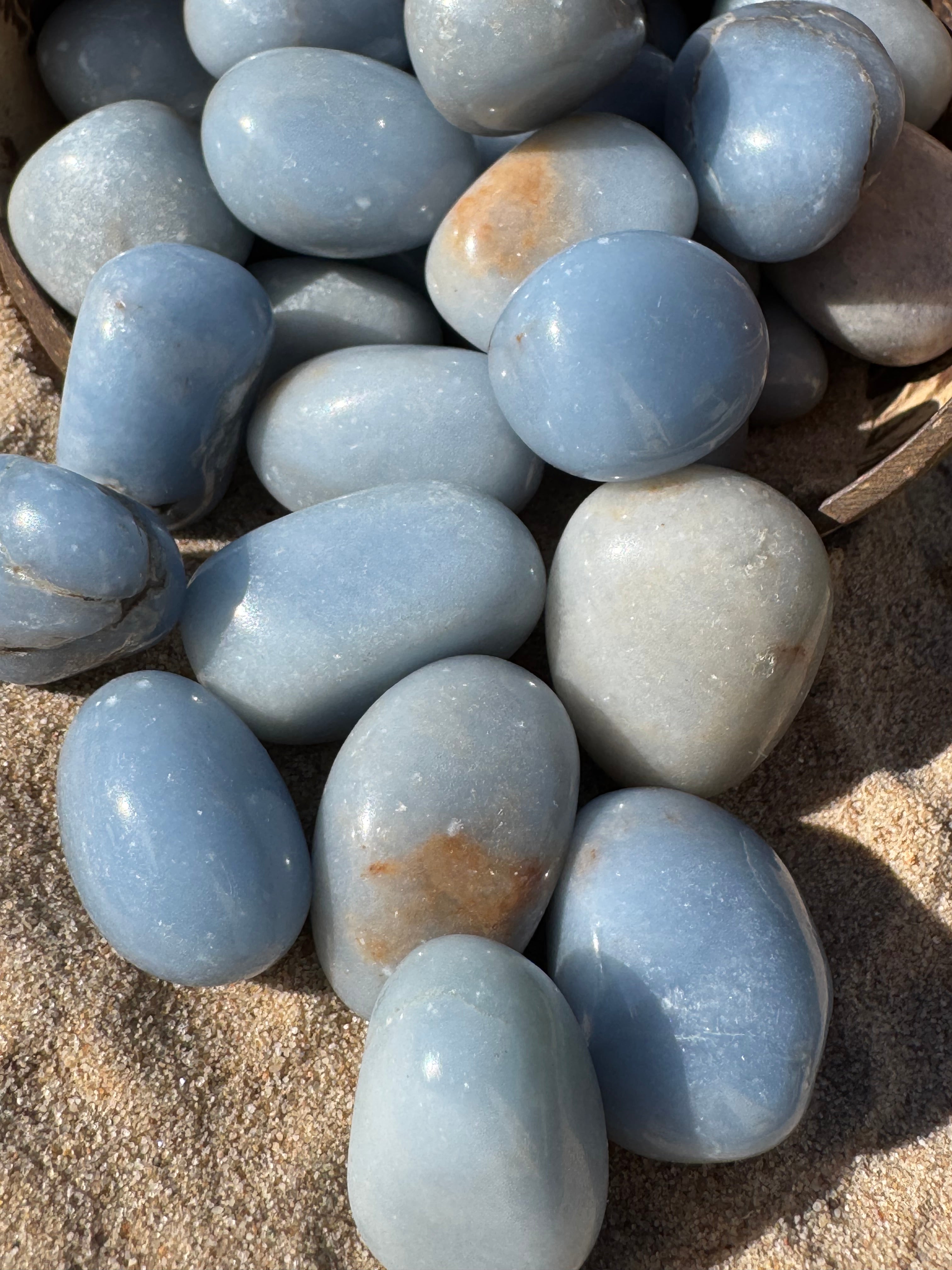 Angelite Tumblestone ￼