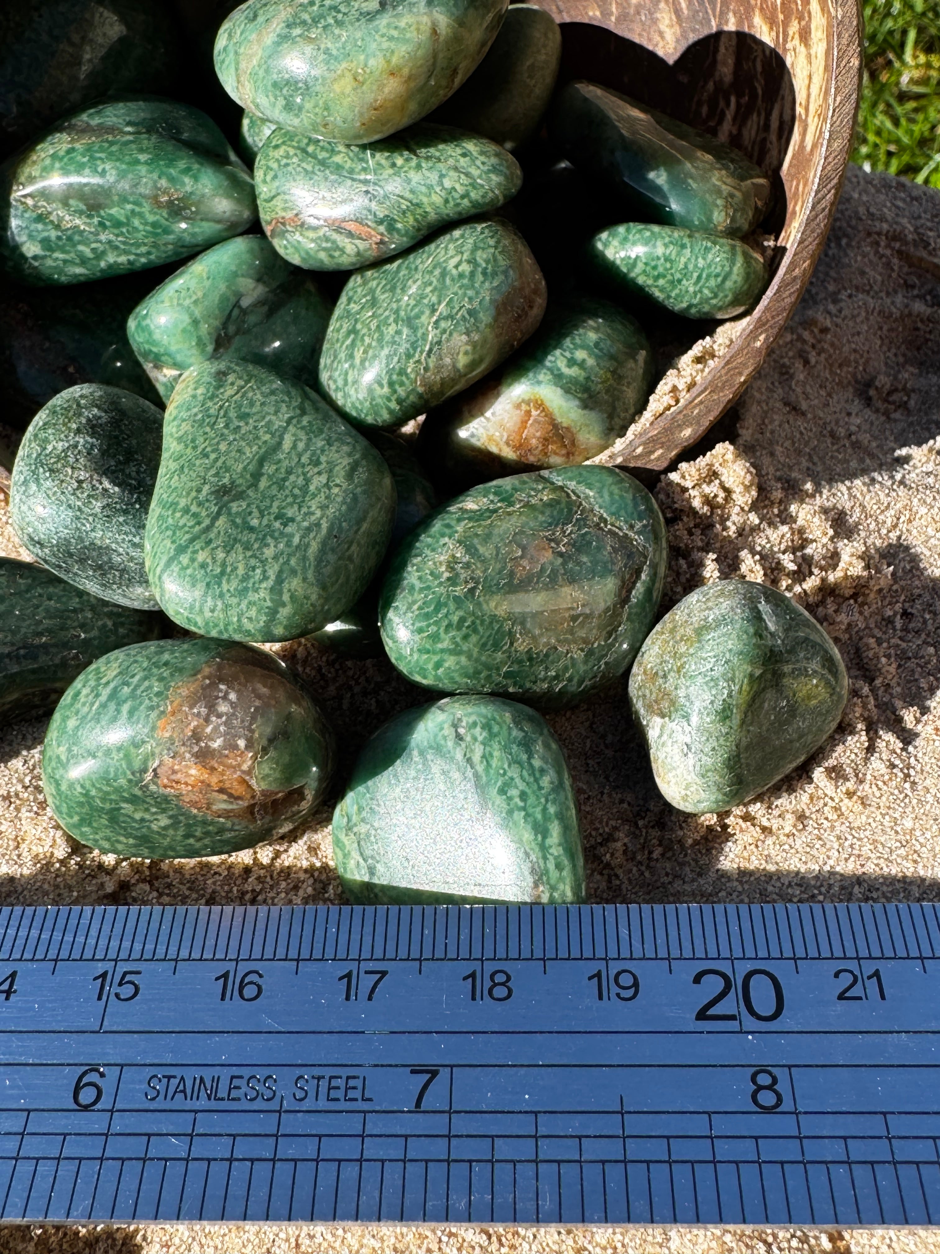 Green Quartz Tumblestone