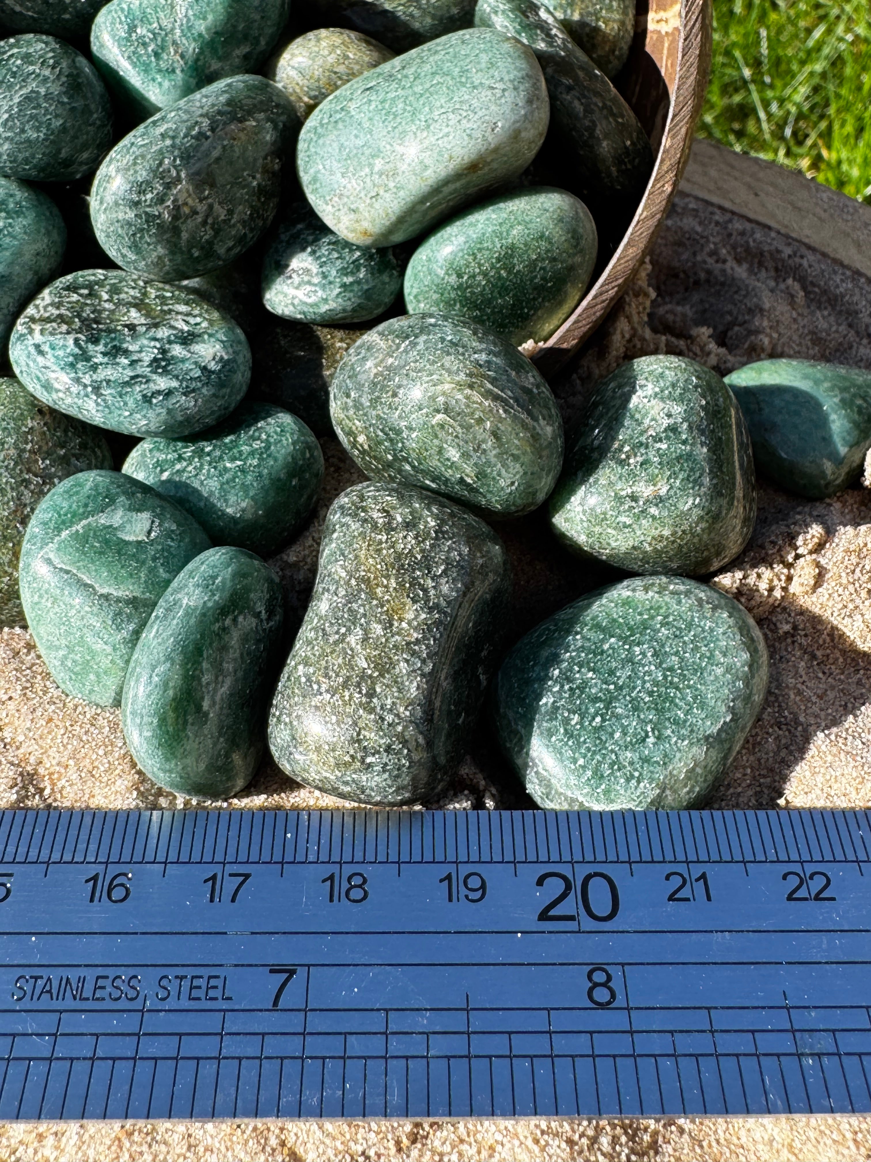 Adventurine Green Tumblestone